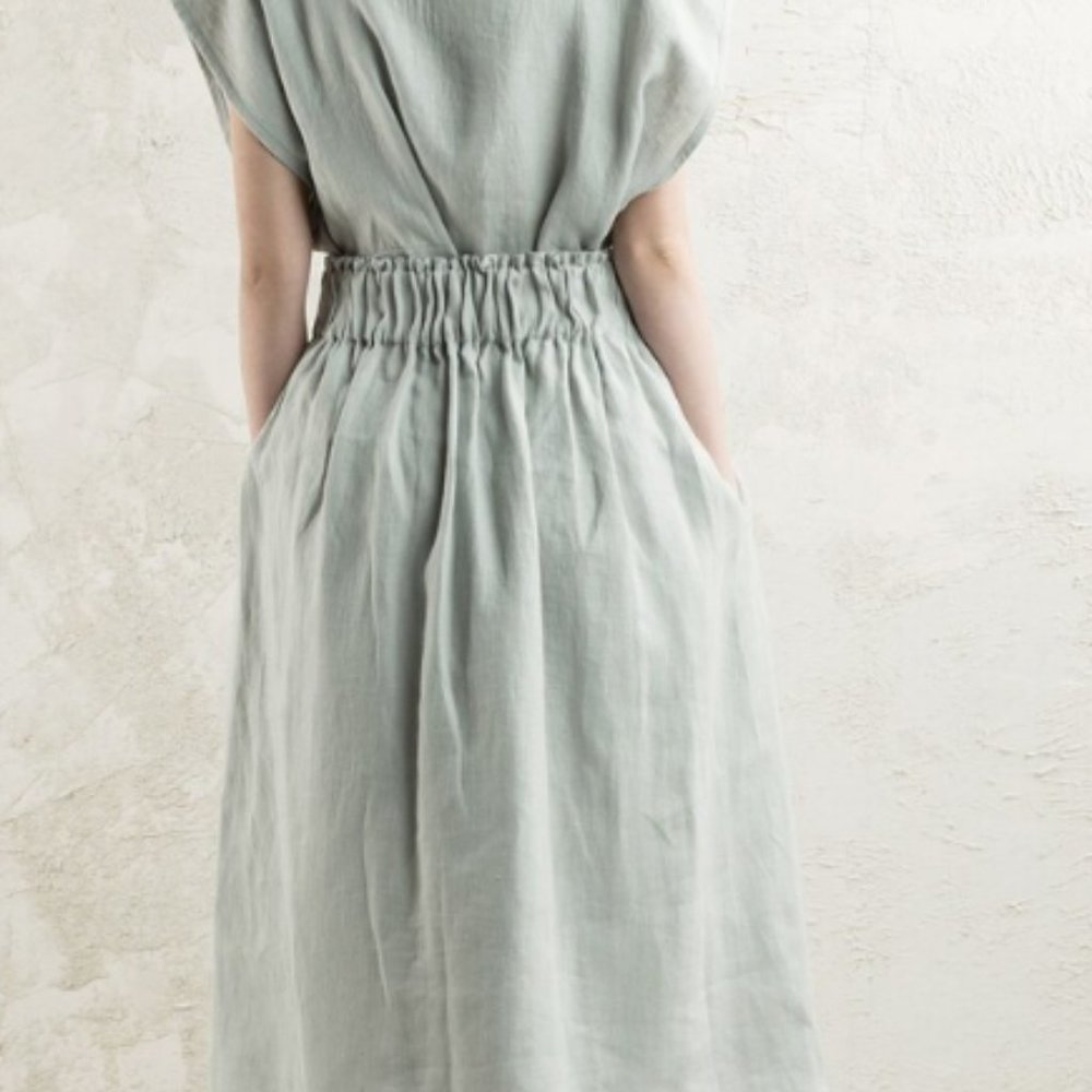 Linen skirt in oatmeal